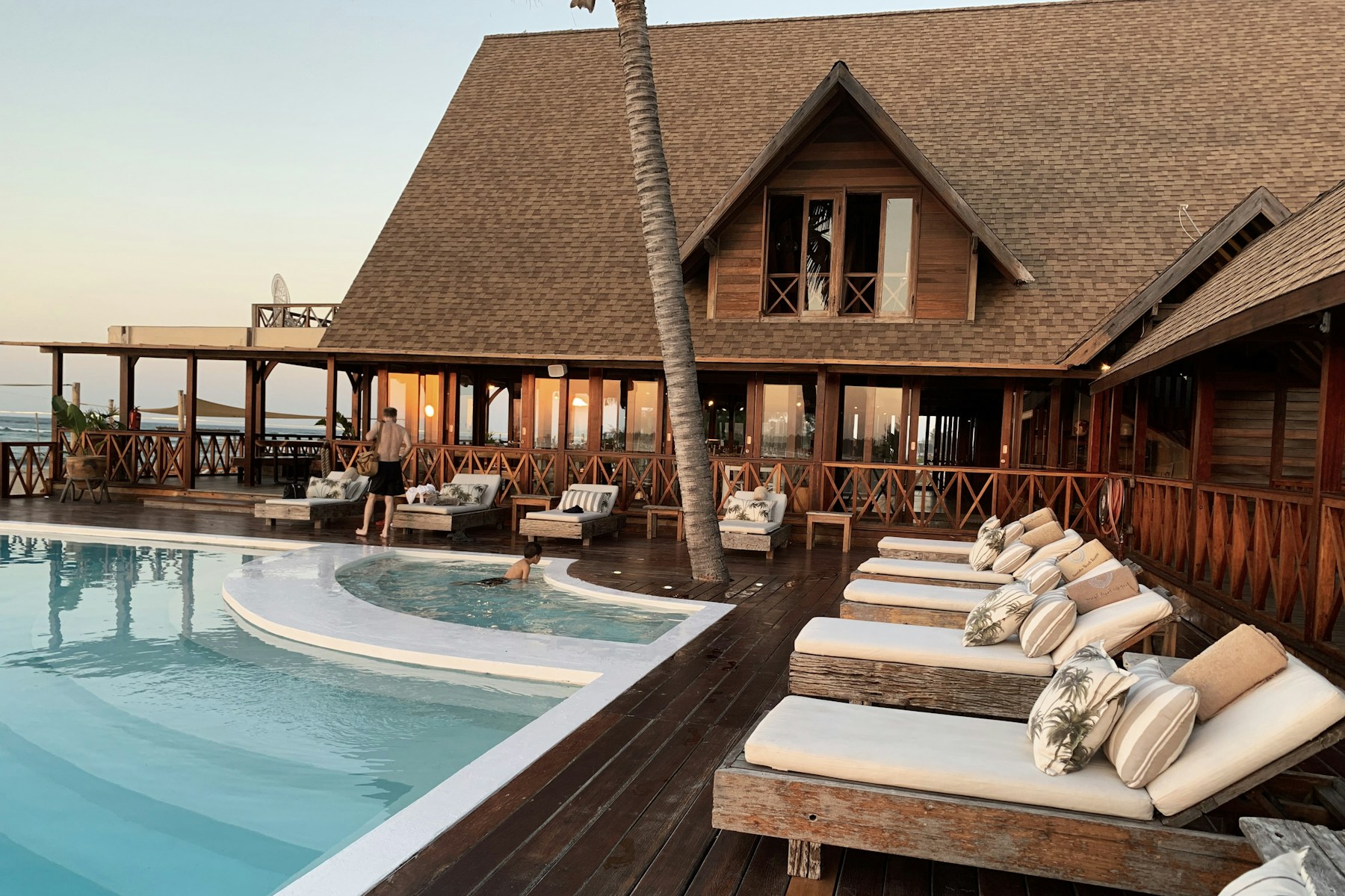 Piscine de nuit